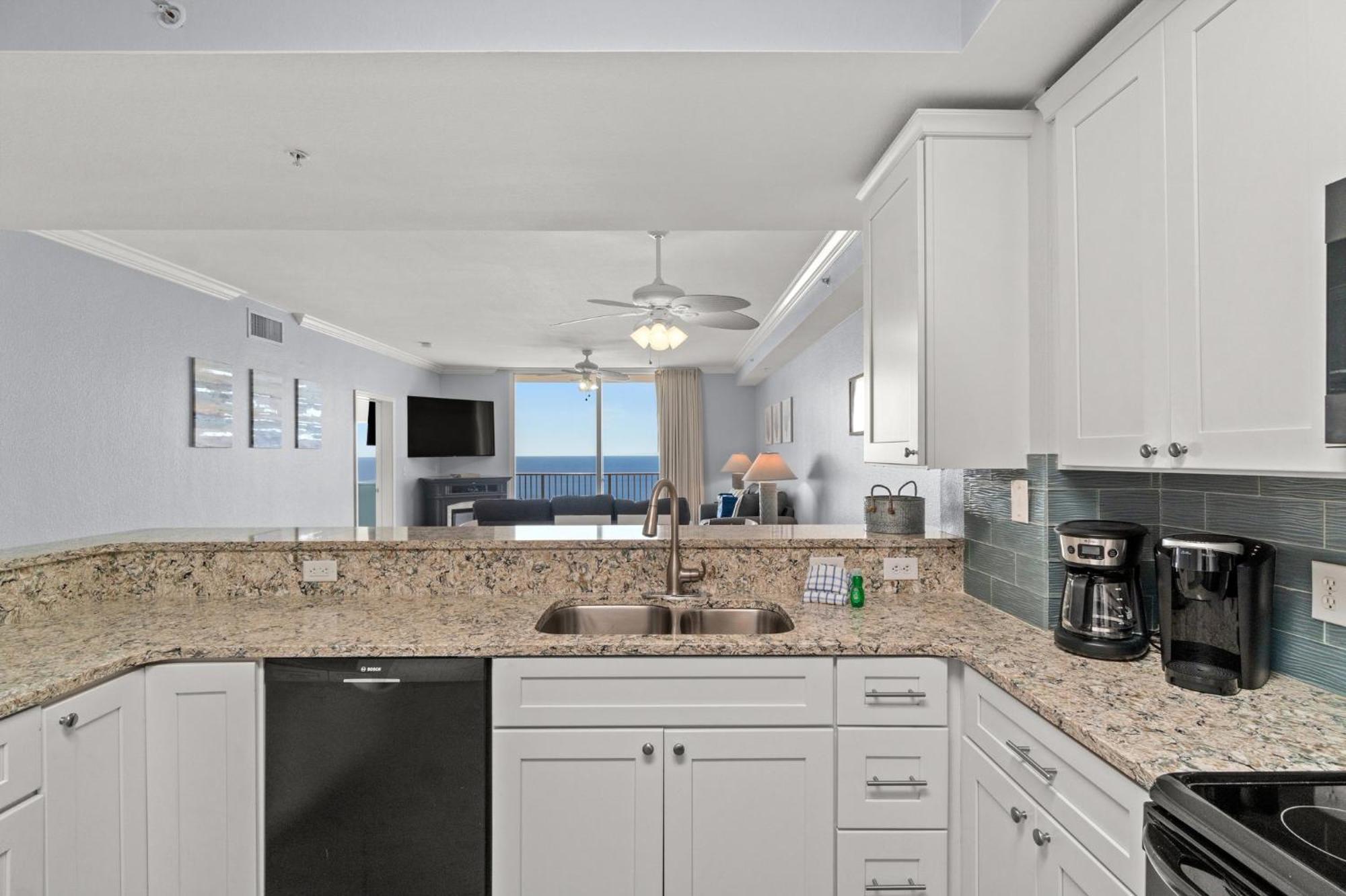 Tidewater Beach Luxury Penthouse With Resort Amenities And A View! 巴拿马城 外观 照片